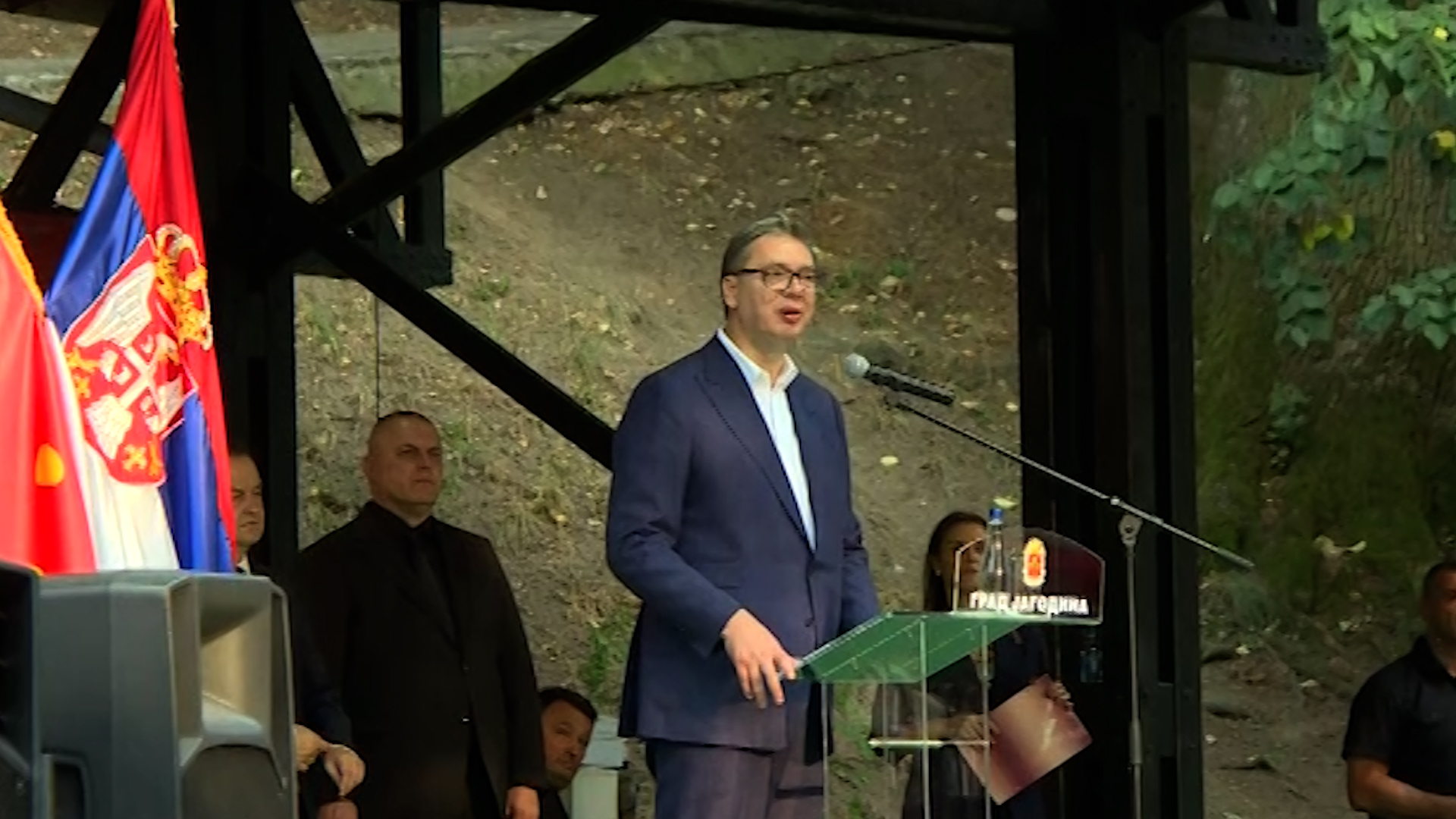 Jagodina, Aleksandar Vucic predsednik Srbije, danas ostavljate vecni trag Jagodincima na ono sto je uradio Dragan Jagodina, Aleksandar Vucic predsednik Srbije, danas ostavljate vecni trag Jagodincima na ono sto je uradio Dragan